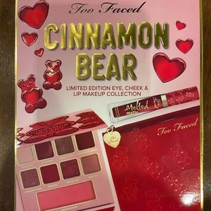 Too Faced Cinnamon bear make up set NWOT